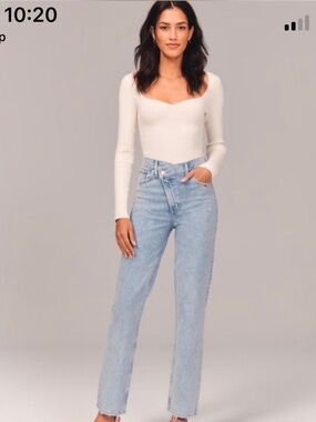 Abercrombie & Fitch Light Blue High-Rise The Dad Straight Jeans